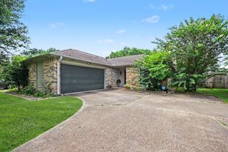 423 Merriweather Street, Houston, TX 77598