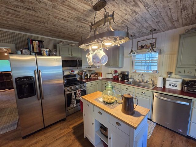 8541 Sheridan Street, Montague, MI 49437