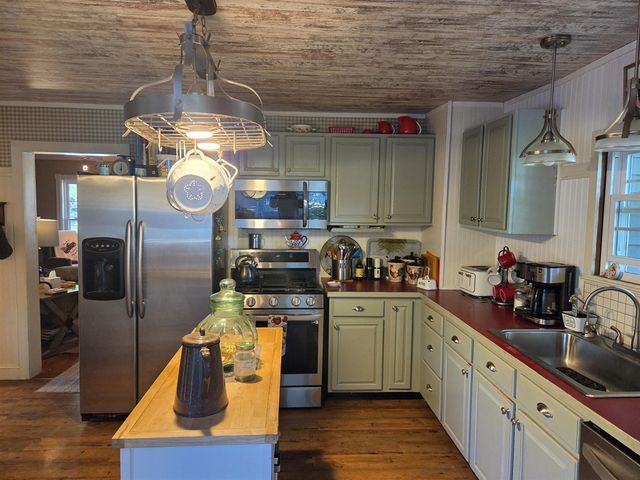 8541 Sheridan Street, Montague, MI 49437
