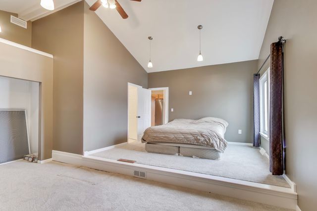 2907 Gregg Drive, Mchenry, IL 60050