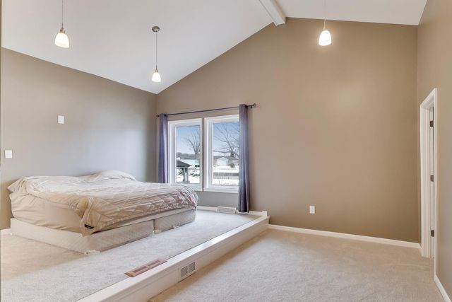 2907 Gregg Drive, Mchenry, IL 60050