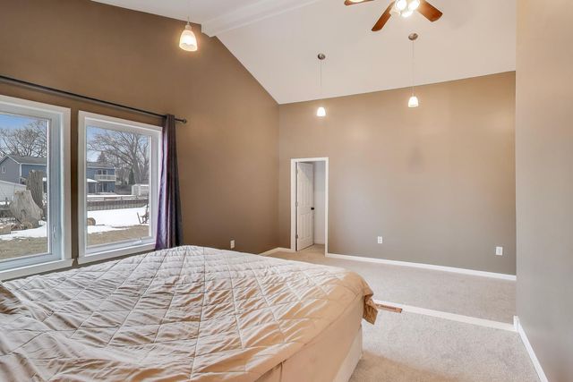 2907 Gregg Drive, Mchenry, IL 60050