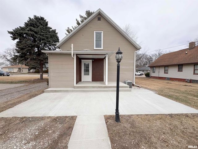 2222 W CALLENDER Avenue, West Peoria, IL 61604