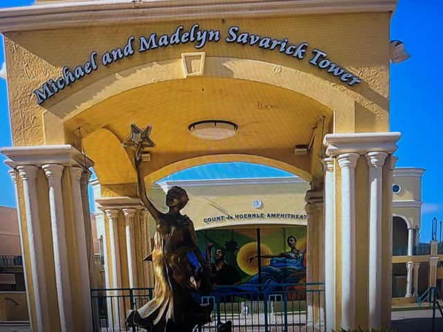 299 SW 7th Street 110, Boca Raton, FL 33432
