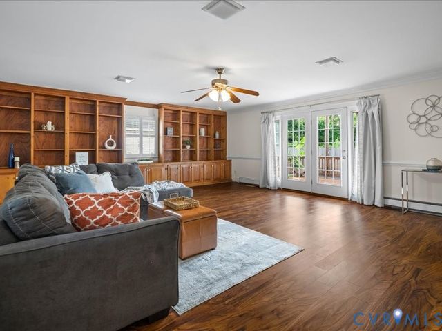 6219 Monument Ave, Richmond, VA 23226