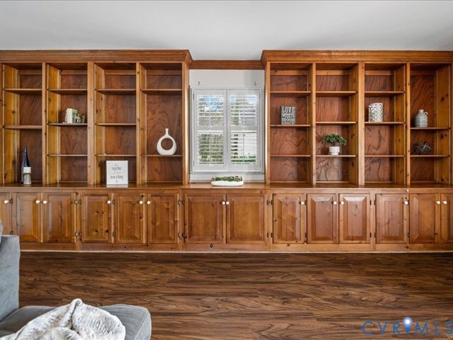 6219 Monument Ave, Richmond, VA 23226