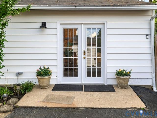 6219 Monument Ave, Richmond, VA 23226