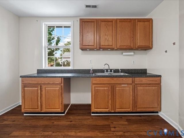 6219 Monument Ave, Richmond, VA 23226