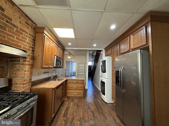 833 11TH ST NE, Washington, DC 20002