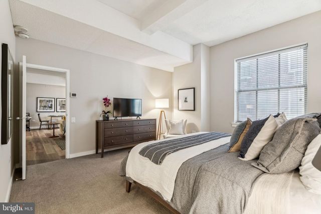 875 SANSOM STREET #1213, Philadelphia, PA 19107