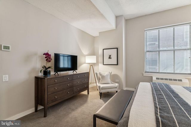 875 SANSOM STREET #1213, Philadelphia, PA 19107