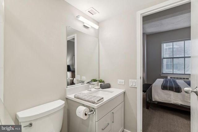 875 SANSOM STREET #1213, Philadelphia, PA 19107