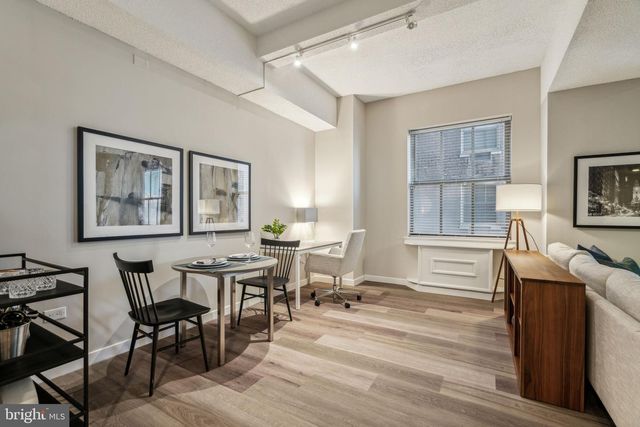 875 SANSOM STREET #1213, Philadelphia, PA 19107