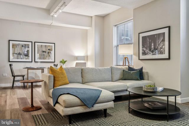 875 SANSOM STREET #1213, Philadelphia, PA 19107