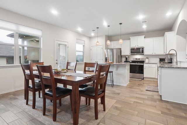 732 Manzano LN, Pflugerville, TX 78660