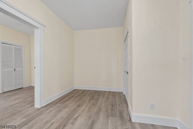 33 Delaware Street, Elizabeth City, NJ 07206