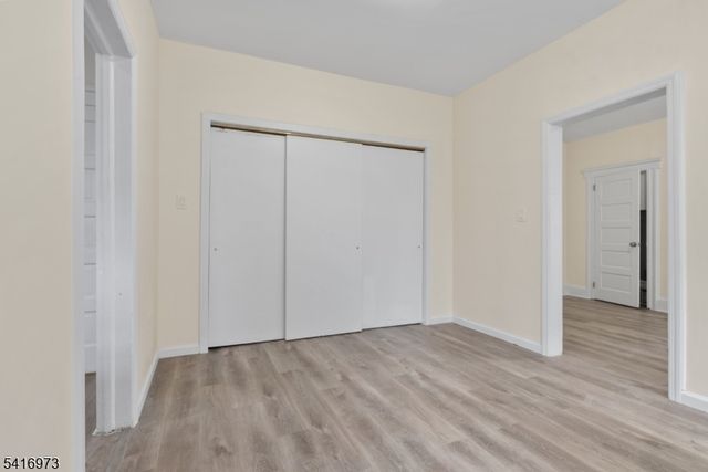 33 Delaware Street, Elizabeth City, NJ 07206