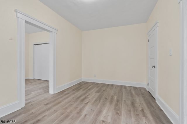 33 Delaware Street, Elizabeth City, NJ 07206