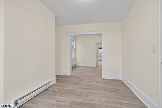 33 Delaware Street, Elizabeth City, NJ 07206