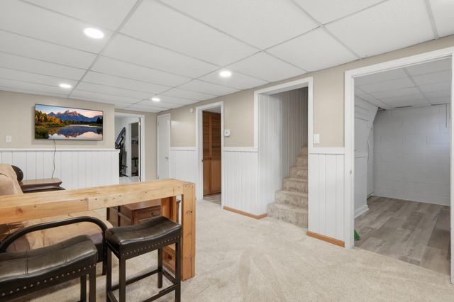 4250 Diamond Drive, Eagan, MN 55122