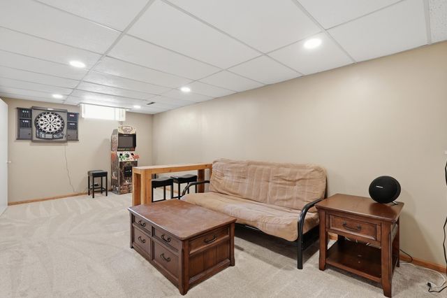 4250 Diamond Drive, Eagan, MN 55122