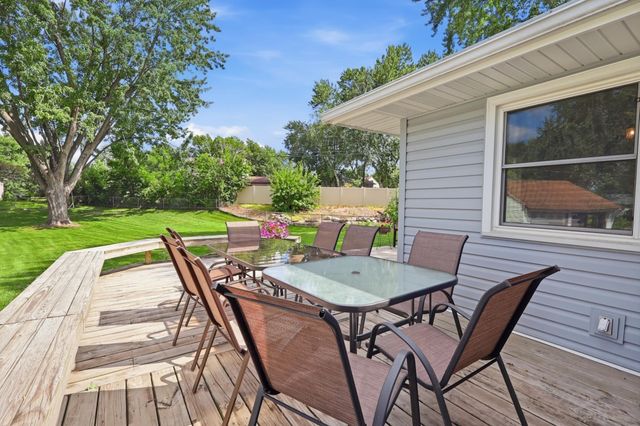 4250 Diamond Drive, Eagan, MN 55122