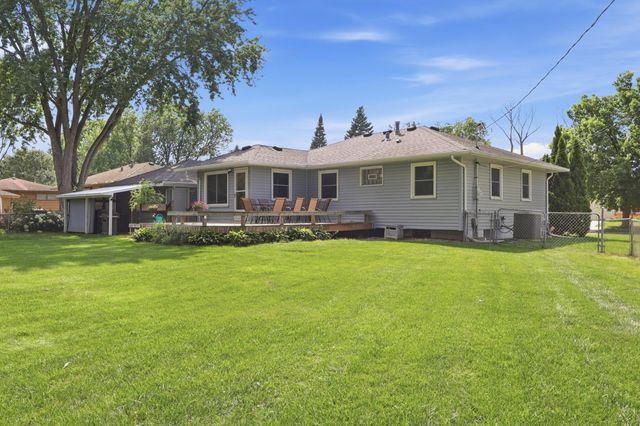 4250 Diamond Drive, Eagan, MN 55122