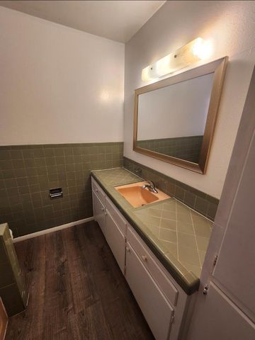 4409 Roosevelt Dr, Midland, TX 79703