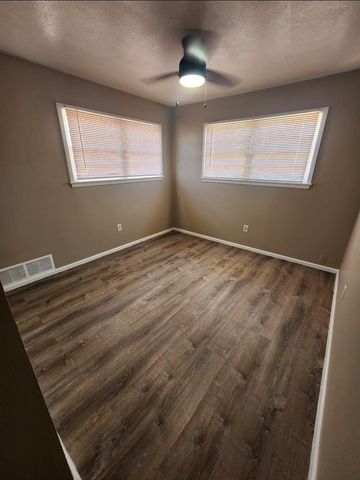 4409 Roosevelt Dr, Midland, TX 79703