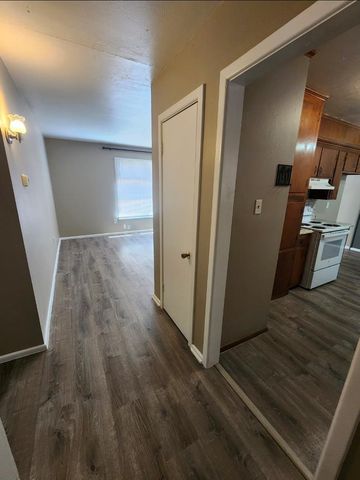 4409 Roosevelt Dr, Midland, TX 79703