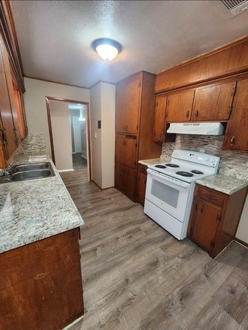 4409 Roosevelt Dr, Midland, TX 79703