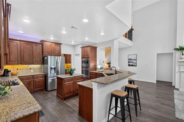 164 Deerfield Meadow Drive, Conroe, TX 77384