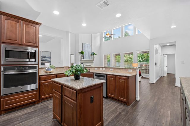 164 Deerfield Meadow Drive, Conroe, TX 77384