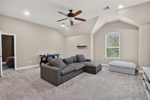 164 Deerfield Meadow Drive, Conroe, TX 77384