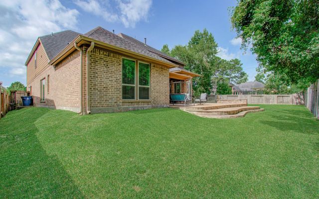164 Deerfield Meadow Drive, Conroe, TX 77384