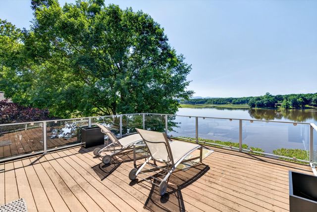 1125 Dickson Road, Campobello, SC 29322