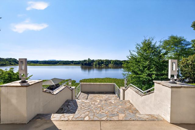 1125 Dickson Road, Campobello, SC 29322