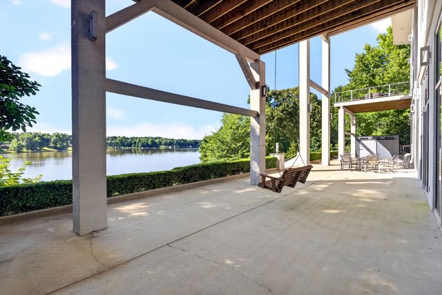 1125 Dickson Road, Campobello, SC 29322