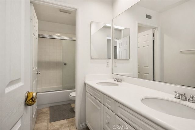 11 Highfield, Irvine, CA 92618