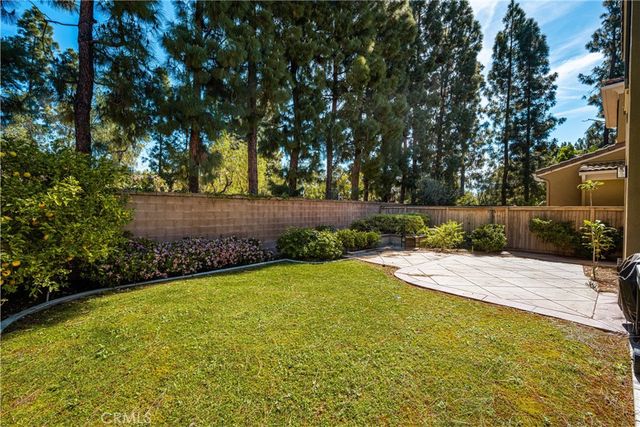 11 Highfield, Irvine, CA 92618