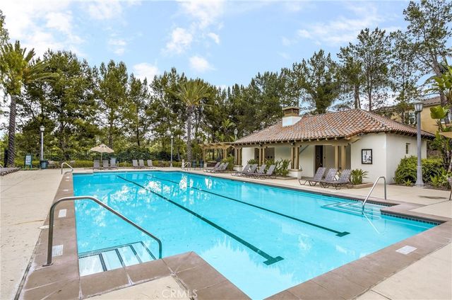 11 Highfield, Irvine, CA 92618