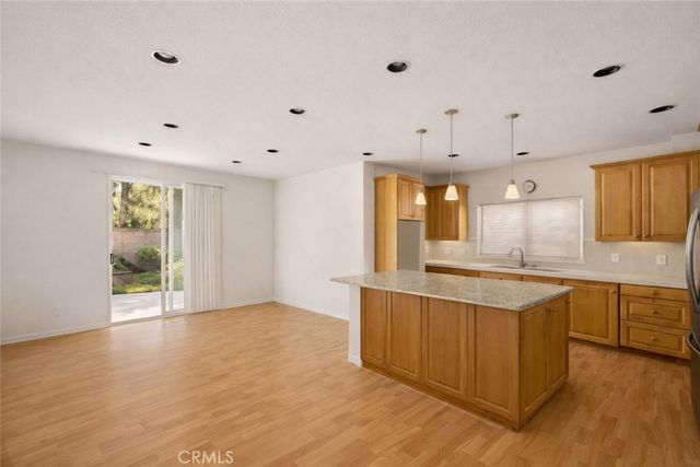 11 Highfield, Irvine, CA 92618