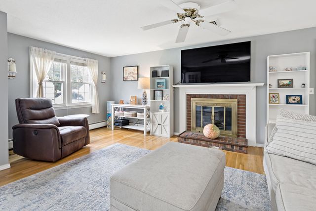 348 Prince Hinckley Road, Centerville, MA 02632