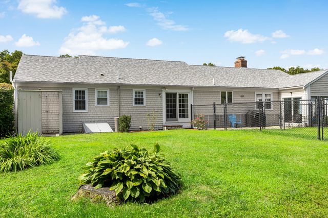 348 Prince Hinckley Road, Centerville, MA 02632