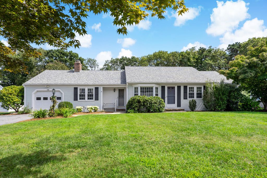 348 Prince Hinckley Road, Centerville, MA 02632