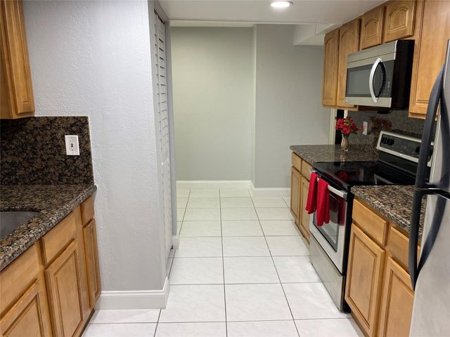 2700 Coral Springs Drive 211, Coral Springs, FL 33065