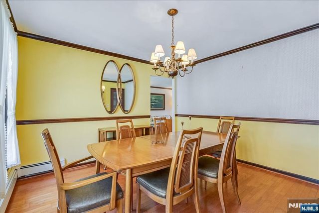 6 Fleming Court, Washington Township, NJ 07853