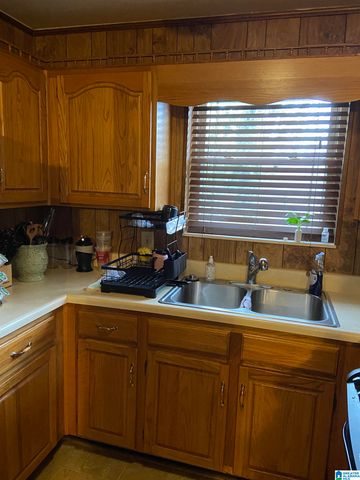 909 OWEN AVENUE, Fairfield, AL 35064