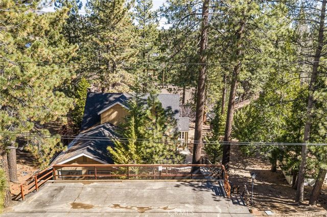 547 Chipmunk, Big Bear Lake, CA 92315
