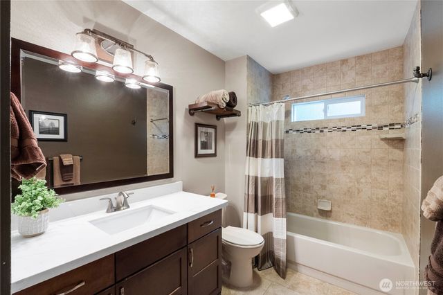 23059 265th Place SE, Maple Valley, WA 98038